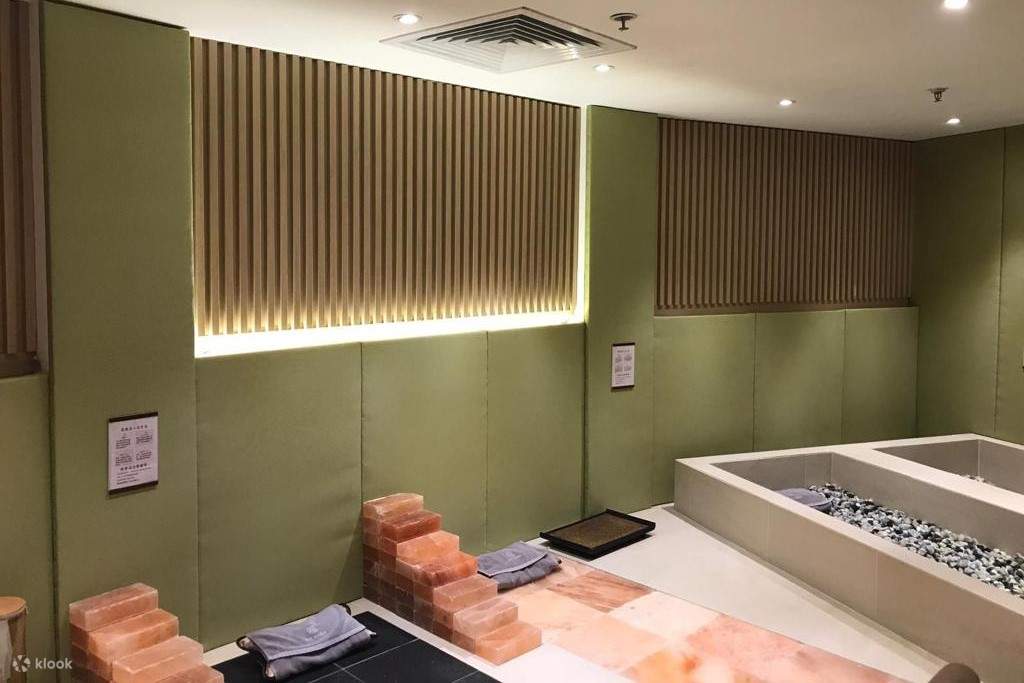 Innenraum des Spa Arima